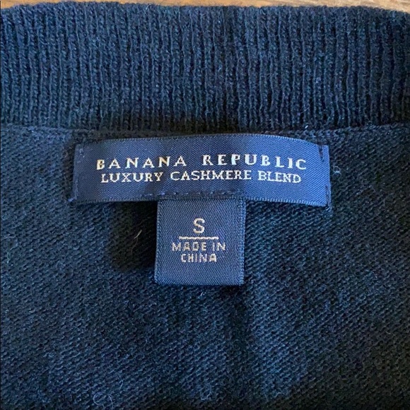 Cashmere Sweater - Picture 4 of 4